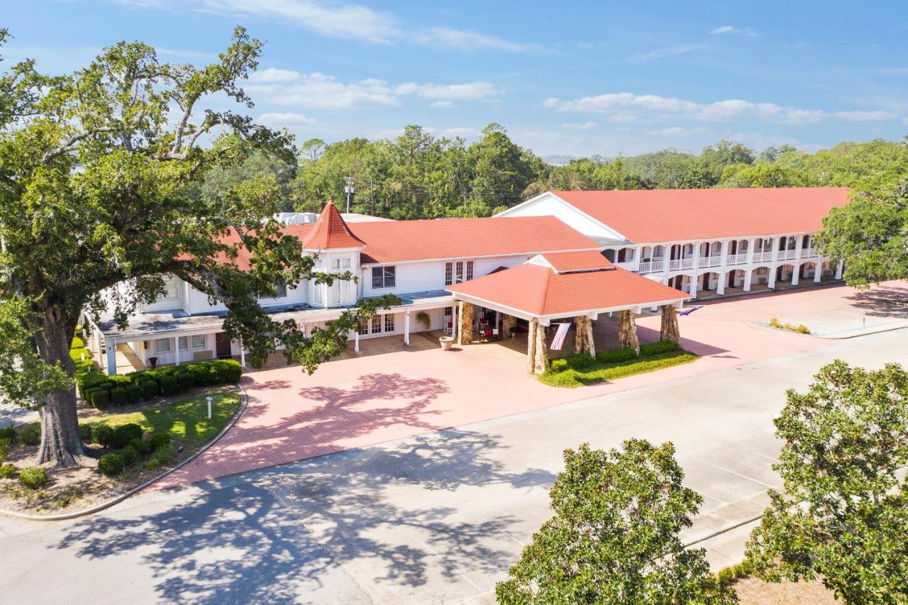 Gulf Hills Hotel & Retreat On The Water Ocean Springs Bagian luar foto