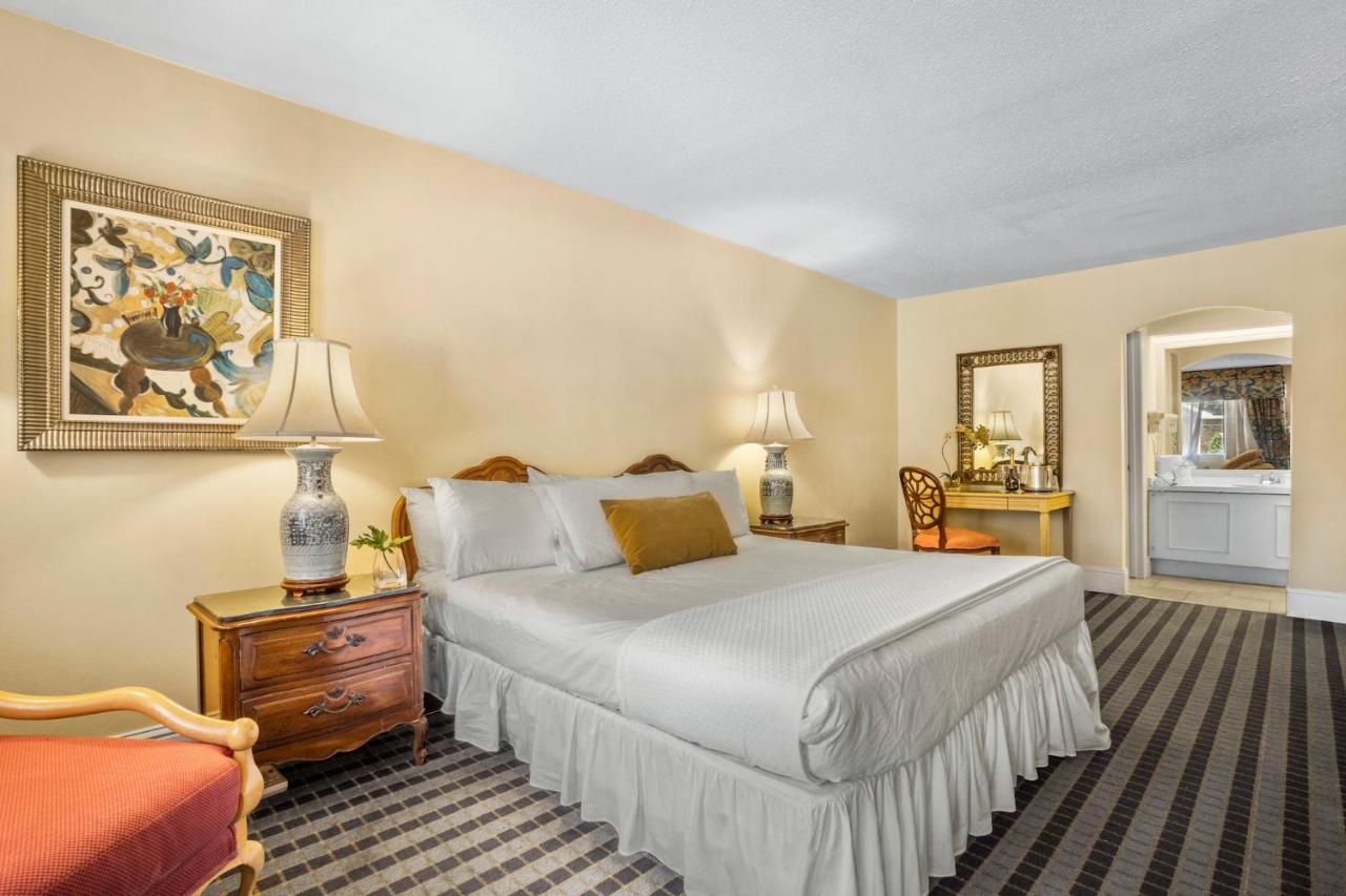 Gulf Hills Hotel & Retreat On The Water Ocean Springs Bagian luar foto